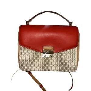 Carolina Herrera bag